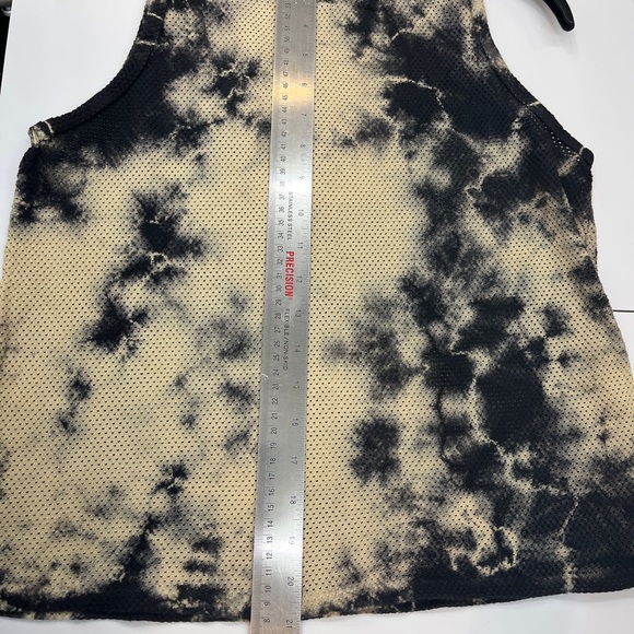 Electric & Rose Tank - Picture 4 of 5